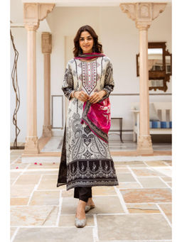 Autumnlane - White Muslin Round Neck Kurta with Salwar Pant and Dupatta (Set of 3)