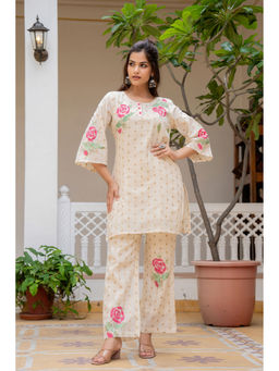 Autumnlane - White Cotton Round Neck Kurta with Pant (Set of 2)