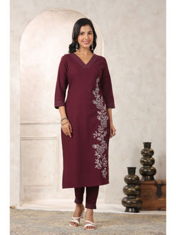 Autumnlane - Maroon Cotton V-Neck Kurta with Pant (Set of 2)