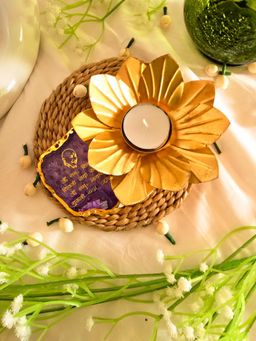 Homearte - Agate Guruji Mantra Flower Shape Tealight Holder- Purple