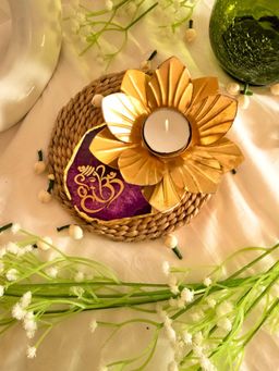 Homearte - Agate Ganesha Flower Shape Tealight Holder- Purple