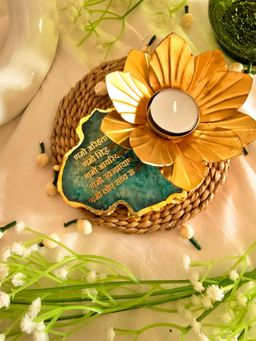 Homearte - Agate Namokar Mantra Flower Shape Tealight Holder- Green