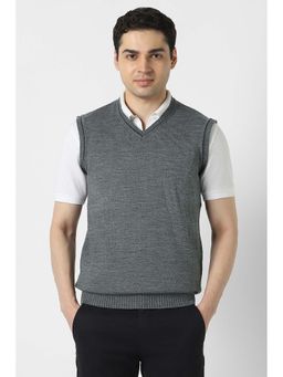 Peter England - Men Grey Solid V Neck Sweater