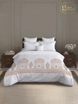 MYTRIDENT - Gates Around The Globe 150 Gsm Polyfiber Filling King Comforter - Whitemyst