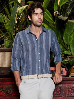 CAHOOT - Men Blue Self Design Regular Casual Full Sleeve Shirt