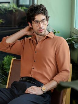 CAHOOT - Men Rust Solid Everyday Casual Full Sleeve Shirt