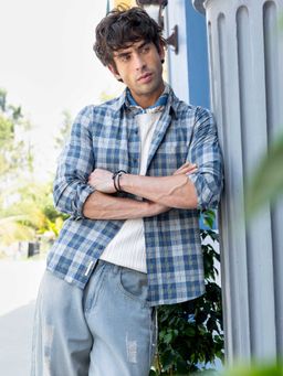 CAHOOT - Men Blue Tartan Check Regular Casual Full Sleeve Shirt