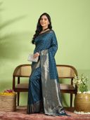 Blue color option, Sold out, Currently selected