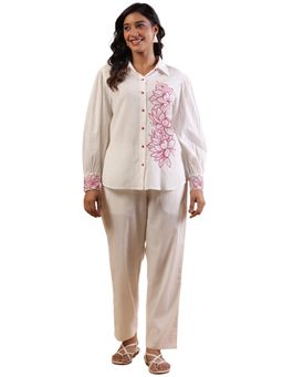 SAVI - White Cotton Floral Embroidered Co-Ord (Set of 2)
