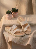 Beige color option, Currently selected