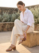 Beige color option, Currently selected