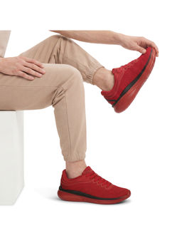 Neeman's - Red Rapid Breeze Rally Sneakers for Men