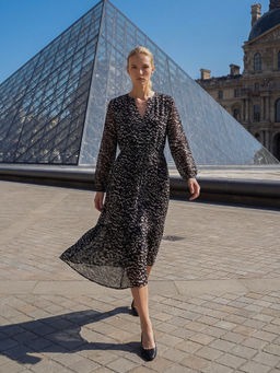 DaKauz - Black Shadow Drape Dress