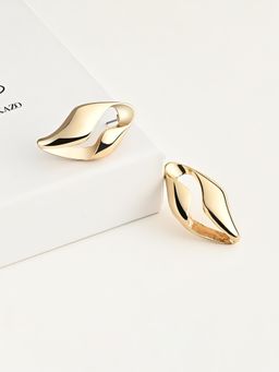 Kazo - Chic Feminine Drop Earrings