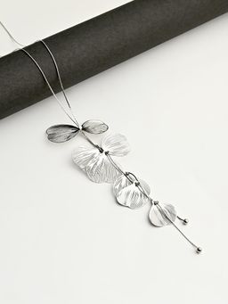Kazo - Evelyn Dramatic Petals Necklace