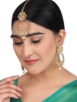 Anika's Creations - Round Chandbali Style Gold Tone Earring and Maangtikka Set
