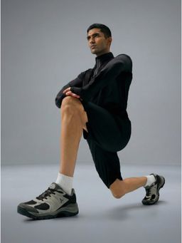 AVANT - Men Grey Mesh Trekking Shoes
