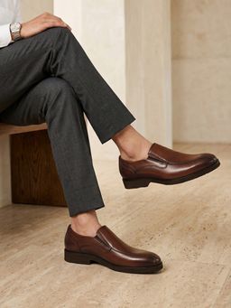 Imperio - Men Maroon Leather Loafers