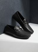Black color option, Currently selected