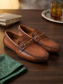 Tan color option, Sold out, Currently selected
