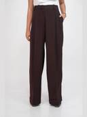 Maroon color option, Currently selected
