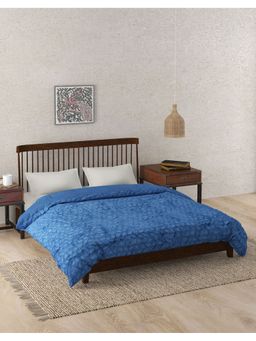 Fabindia - Anaisha Iraya Cotton Poly Fill Woven Quilt (King)