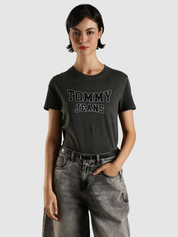 Tommy Hilfiger - Logo Regular Fit Cotton T-Shirt Black