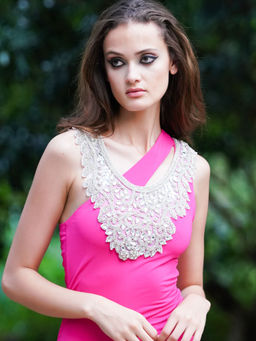 Odette - Women The Glamorous Grey Embroidered Cape