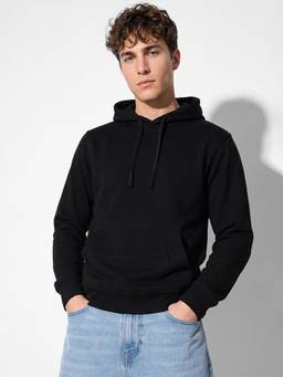 max - Black Cotton Solid Hoodie
