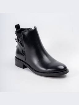 FOREVER SHOE BAZAR - Swift Edge Black Ankle Boots