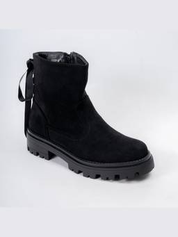 FOREVER SHOE BAZAR - Ribbon Step Black Ankle Boots