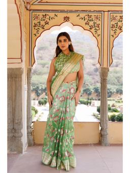 Geroo Luxe - Green Shaded Hand Woven Pure Kota Silk Saree with Unstitched Blouse