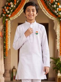 AJ Dezines - White Solid Pure Cotton Kurta with Round Brooch For Boys