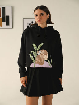 Muvazo - Femme Allure Black Hoodie