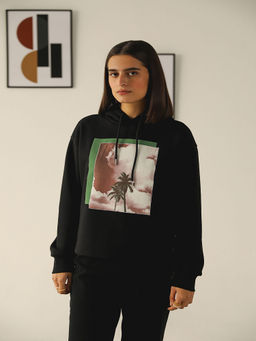 Muvazo - Cozy Coastal Hoodie