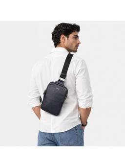 Gioia - Mario V Leather Crossbody Bag (Small)