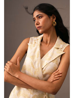 VANSHIKA AGARWAL LABEL - Yellow Juniper Jacquard Dress