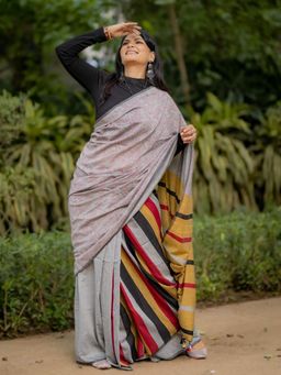 Soulweaves - Kapaas Grey Saree with Unstitched Blouse