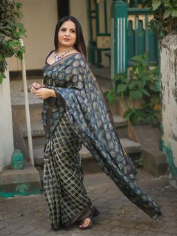 Soulweaves - Pari Charcoal Black Saree with Unstitched Blouse