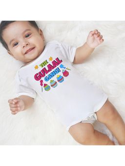 KNITROOT - Cotton Knit Holi Theme The Gulaal Gang! Printed Onesie - White
