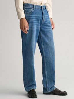 GANT - Men Blue Washed Mid Rise Relaxed Fit Jeans