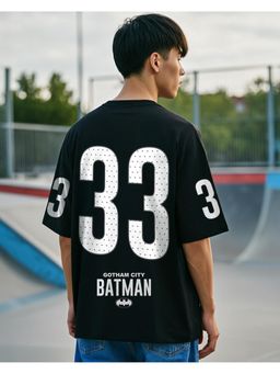 Bewakoof - Official DC Men's Jet Black Batman Graphic Printed Oversized T-shirt