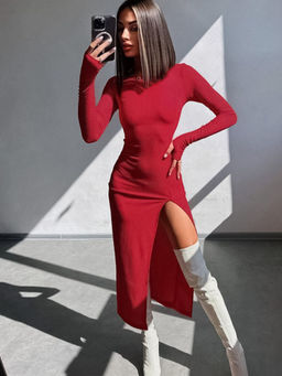 Outzidr - Red Bodycon Street Style Dress with Side Slit