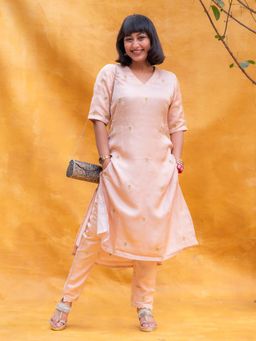 Suta - Women Peach Floral Embroidered Kurta with Pant