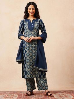 Vbuyz - Women Navy Blue Printed Kurta with Palazzo and Dupatta