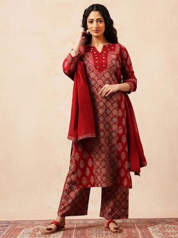 Vbuyz - Women Maroon Printed Kurta with Palazzo and Dupatta