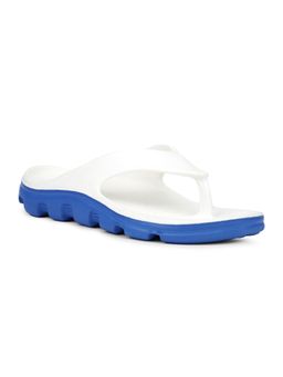 Bata - Men White Rubber Flipflops