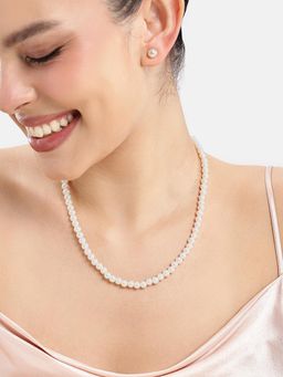 Estele - Adjustable Elegant White Pearl Beaded Jewellery Set