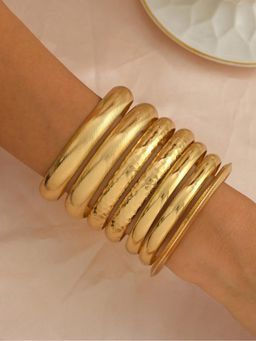 OOMPH - Bold Gold Design Gold Bangle Bracelet (Pack of 7)