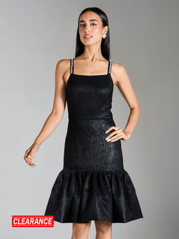 RSVP by Nykaa Fashion - Black Solid Square Neck Ruffled Hem Fit And Flare Knee Length Dress